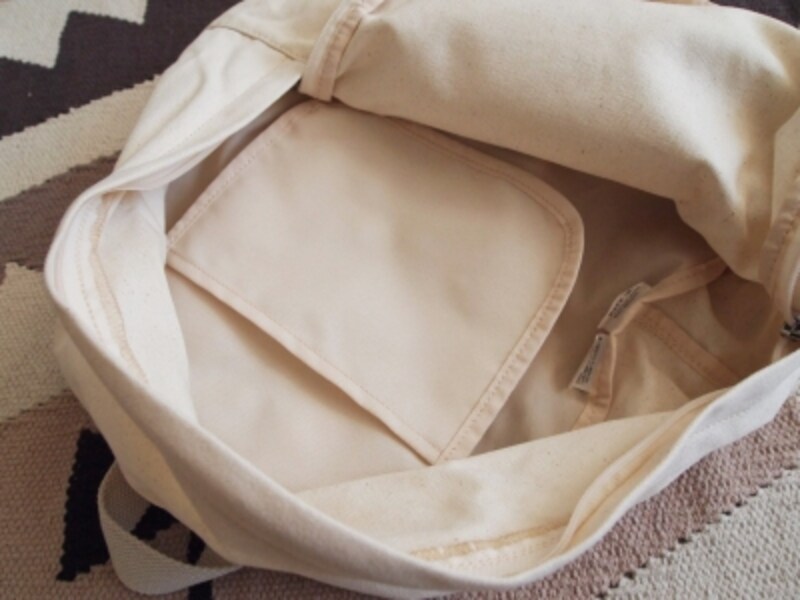 撥水オーガニックコットンリュックundefined３９８０円