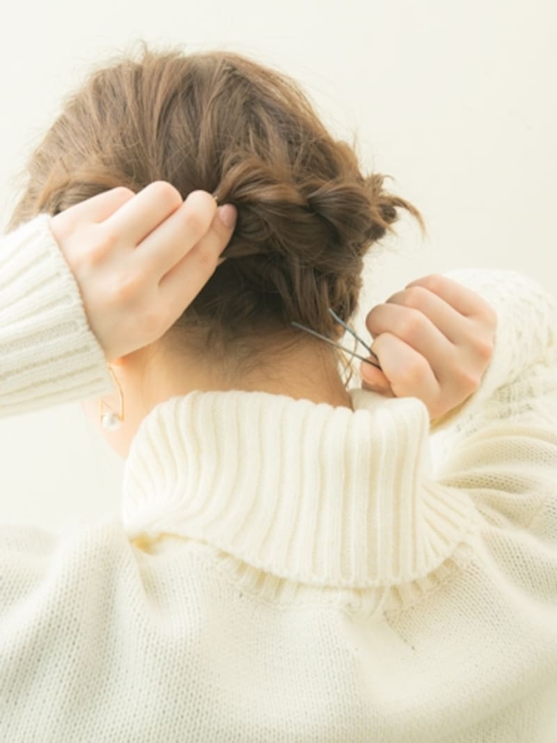 ごむと一緒に止めると固定しやすい