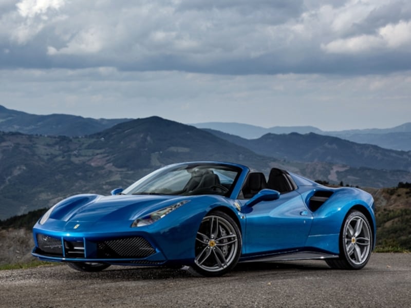 フェラーリ488スパイダー