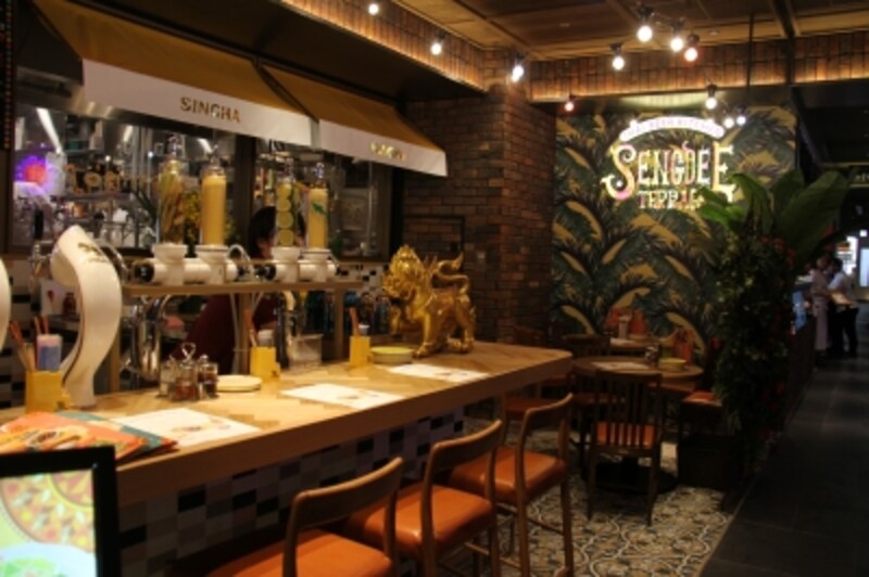 シンハが手掛けるビアレストラン「シンディー テラス」