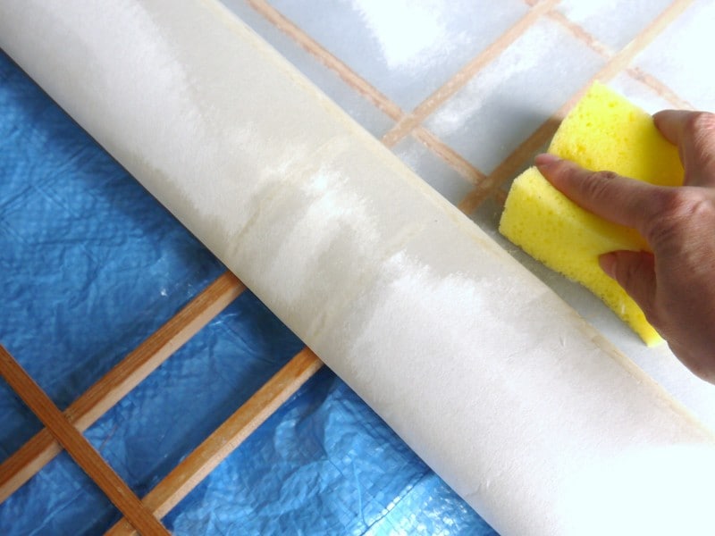 障子の張替え：様子をみながら優しく剥がしてください