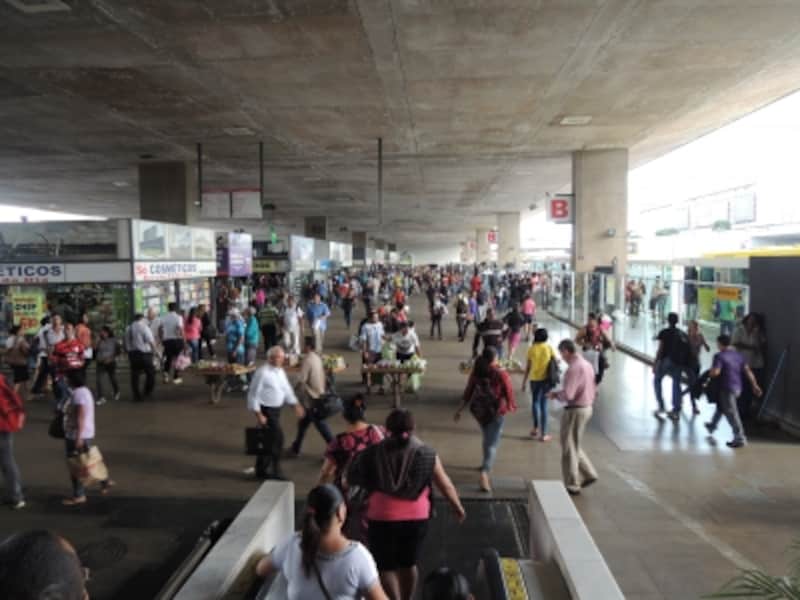 近距離バスターミナル