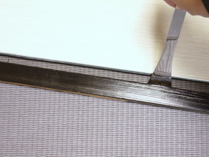 ふすま紙・再湿タイプの貼り方（本格張りのやり方）