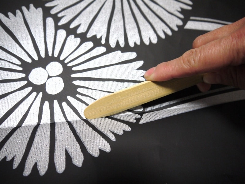 壁紙を使った、ふすまの洋風アレンジDIYの方法