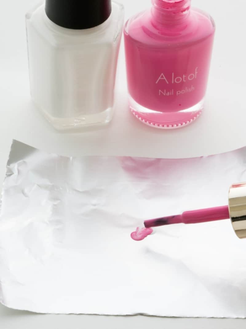 ホワイトとピンクをミックスしてグラデーションを作る