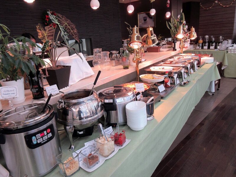 ブッフェ＆レストラン&nbsp;ステラ&nbsp;料理のブッフェ台