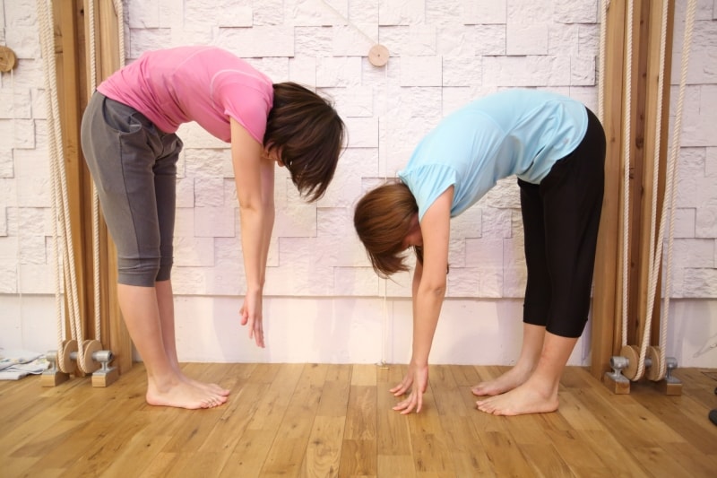 ちなみに、私の体の硬さはこのくらい。一般の人と比較すると、どれだけヤバいかがよくわかる