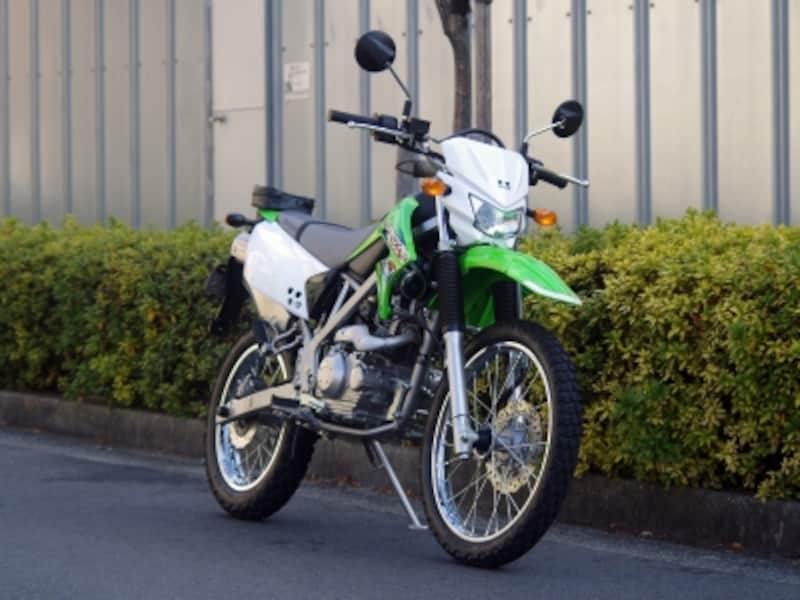 原付2種で唯一のオフロードバイク カワサキklx125 原付バイク スクーター All About