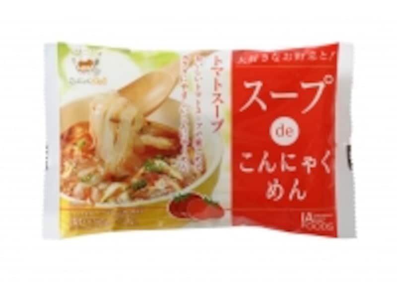 「スープdeこんにゃくめんundefinedトマト」 （スープ、麺入り）153円（税別）。