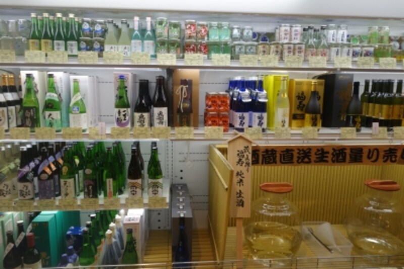 東京にあまり出回っていない小さな蔵元が多いです。