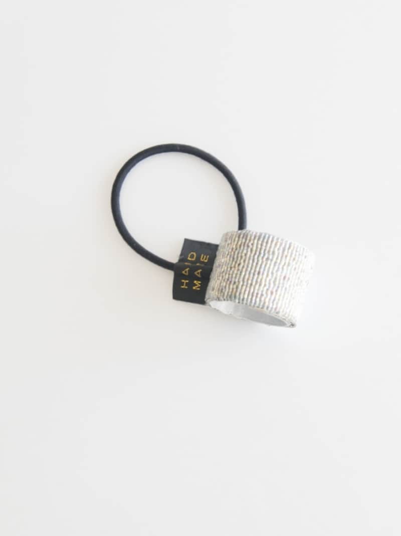 バンド付きの飾りゴム(スタイリスト私物)