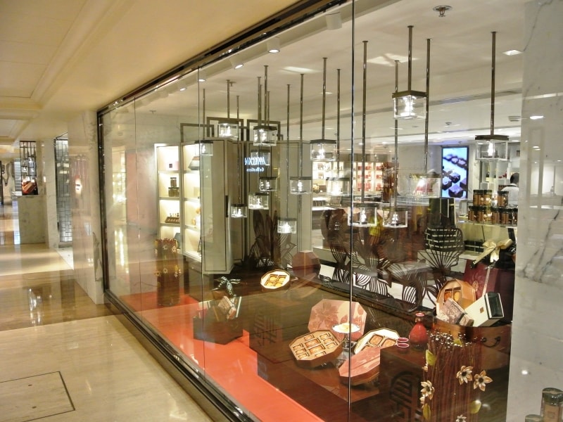 ザ・ペニンシュラブティックは地下にある