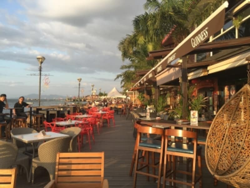 ウォーターフロント全景