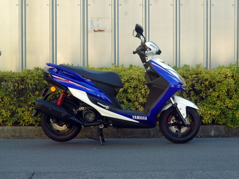 4代目シグナスX サイドビュー