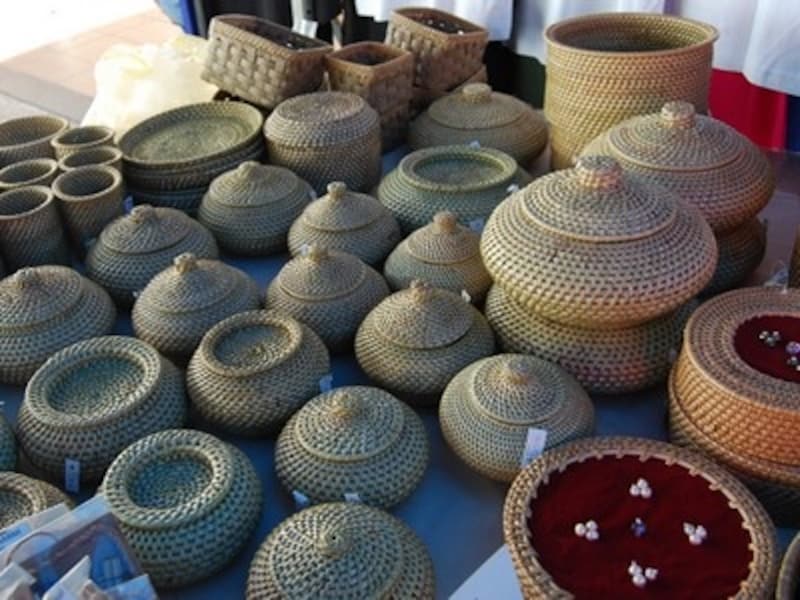 籐製の小物入れ【マレーシアのお土産】