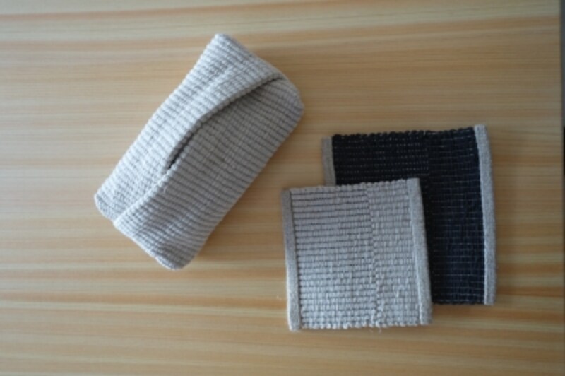 つちや織物所のティッシュカバーとコースター。