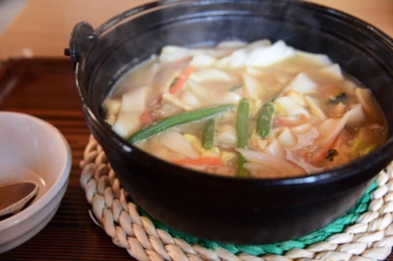 甲州名物「ほうとう」