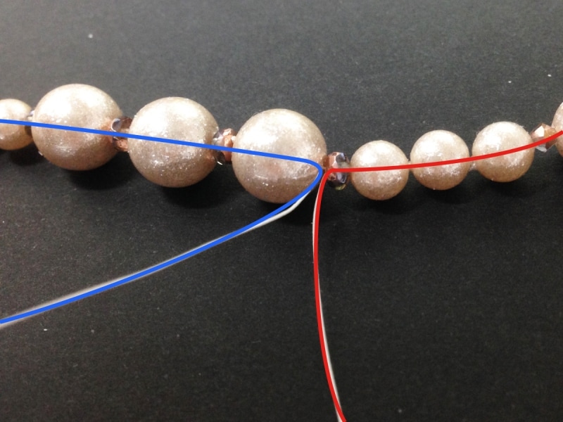 パールのマルチネックレス