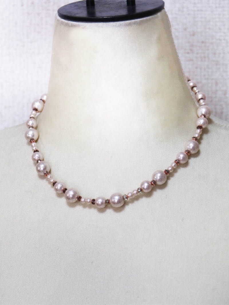 パールのマルチネックレス