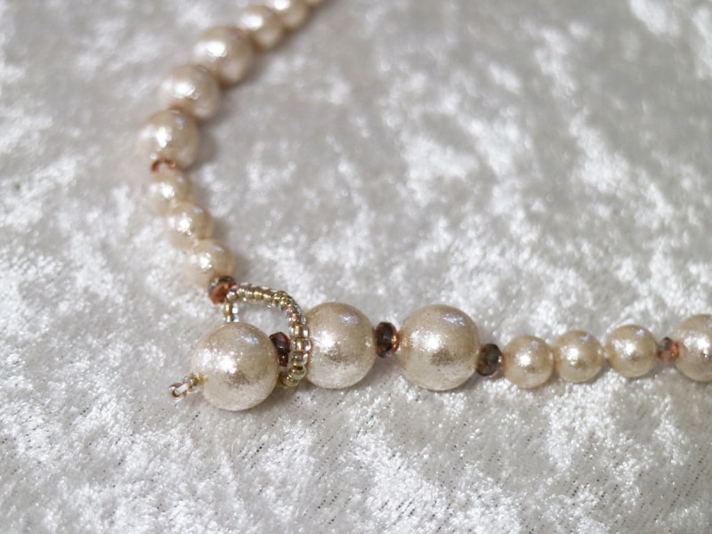 パールのマルチネックレス