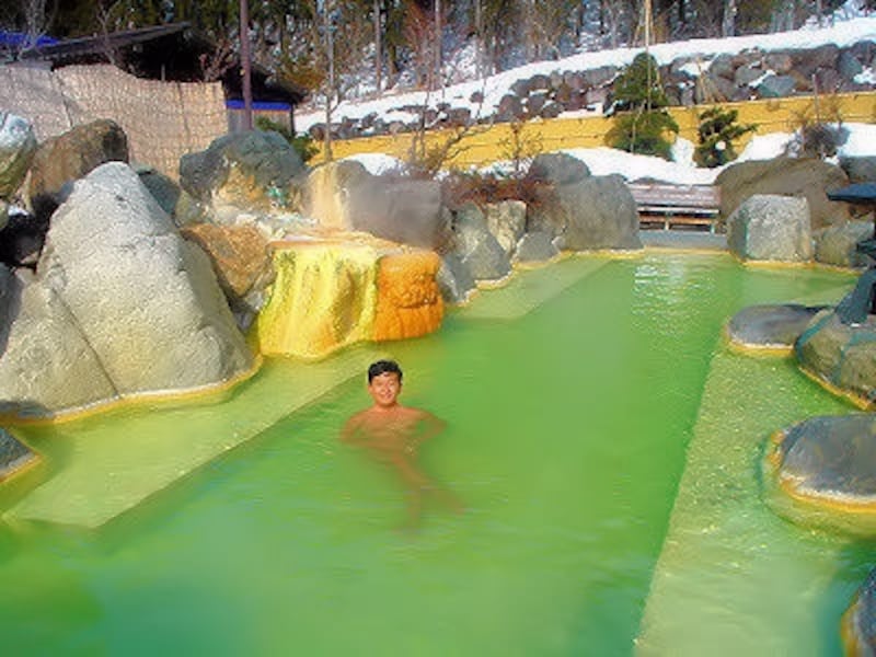 奥飛騨温泉郷 新平湯温泉 ガーデンホテル焼岳の雪見露天風呂