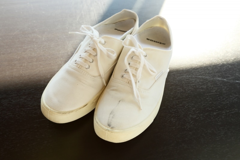 洗濯後のスニーカー！おおっ！白い！