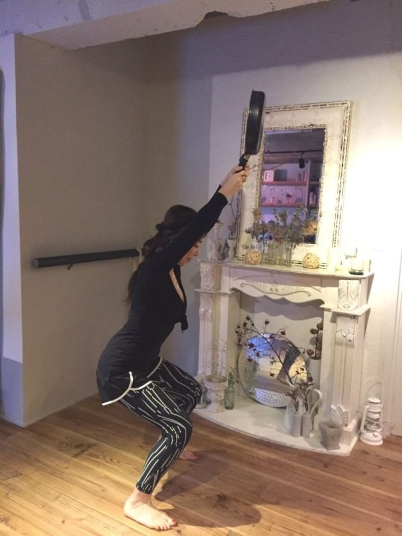 背中を丸くしない！