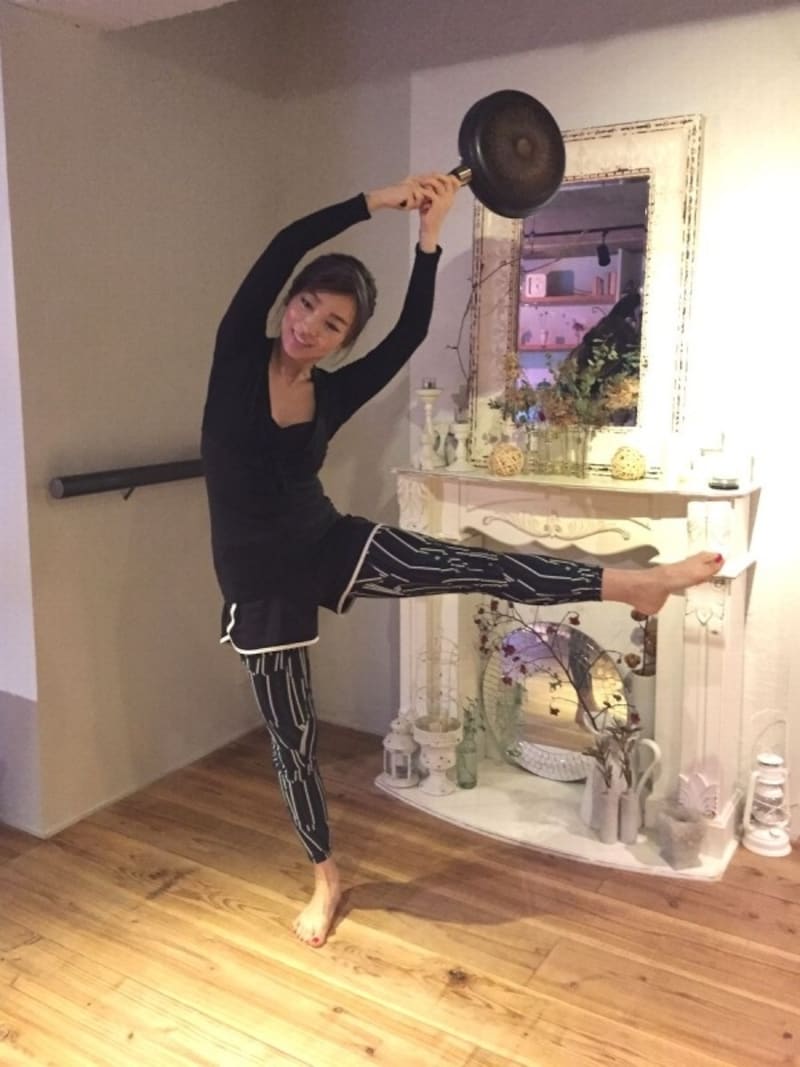 脂肪が付きやすいお腹の横をスッキリ！