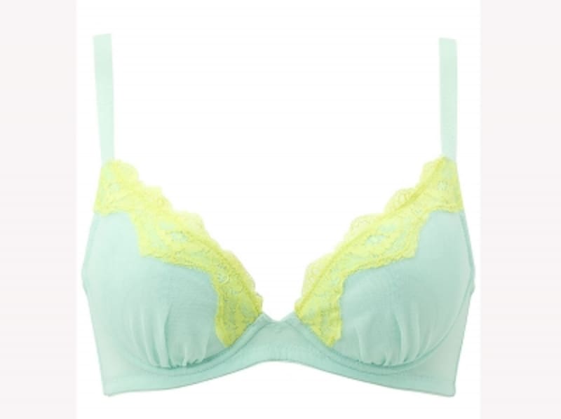 ワコールundefined大きなバストを小さく見せるブラ