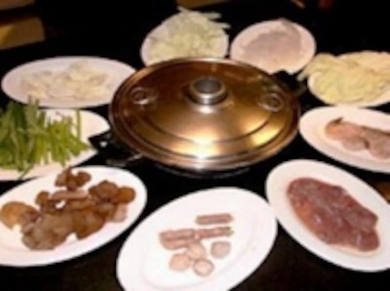 日本人に好まれるタイ名物「タイスキ」