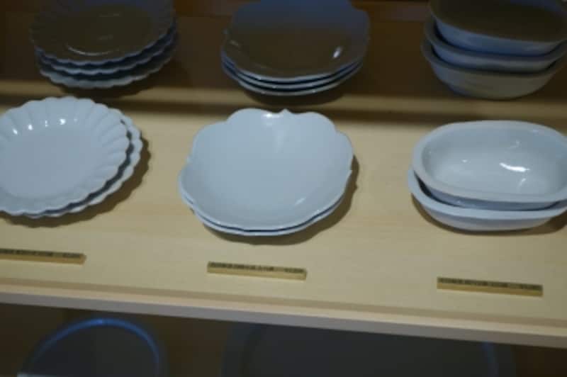 陶芸家・岡晋吾さんがプロデュースした有田製窯の器