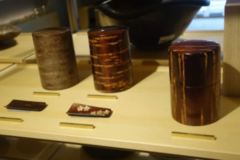 藤木伝四郎商店の茶筒