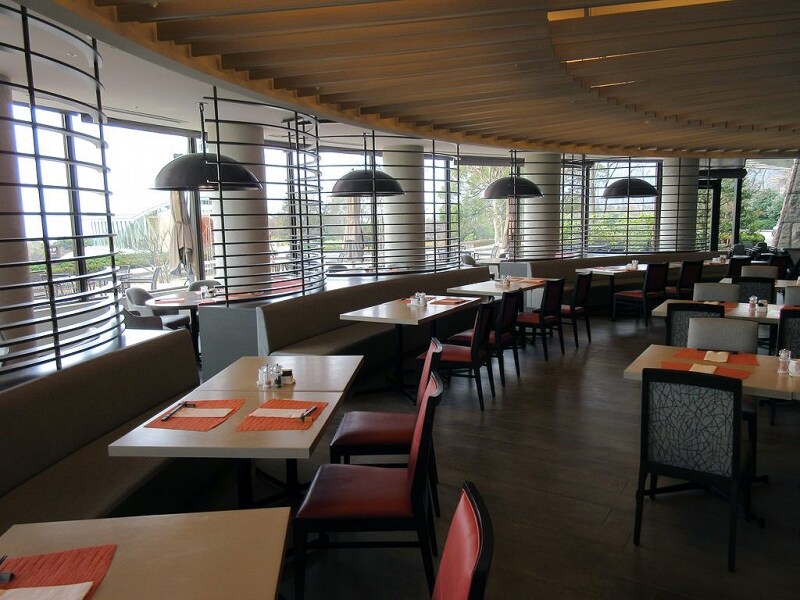 ブラッセリー フローラ 内観