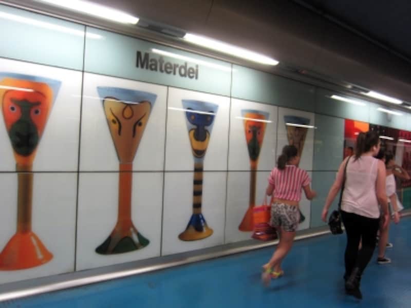 さすがイタリア！ 美術館のような地下鉄の駅7選 [イタリア] All About