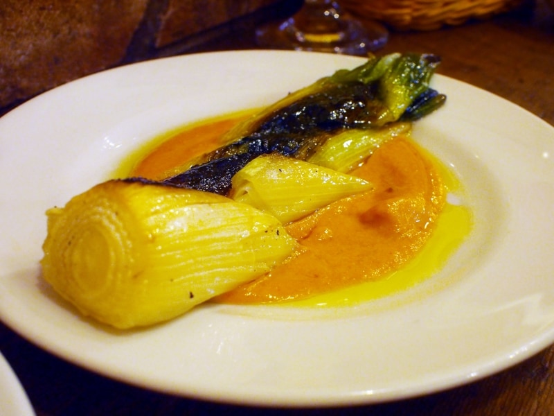 下仁田葱のローストundefinedロメスコソース