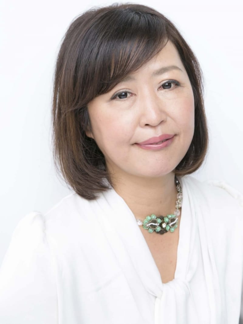 上品大人のナチュラルメイク
