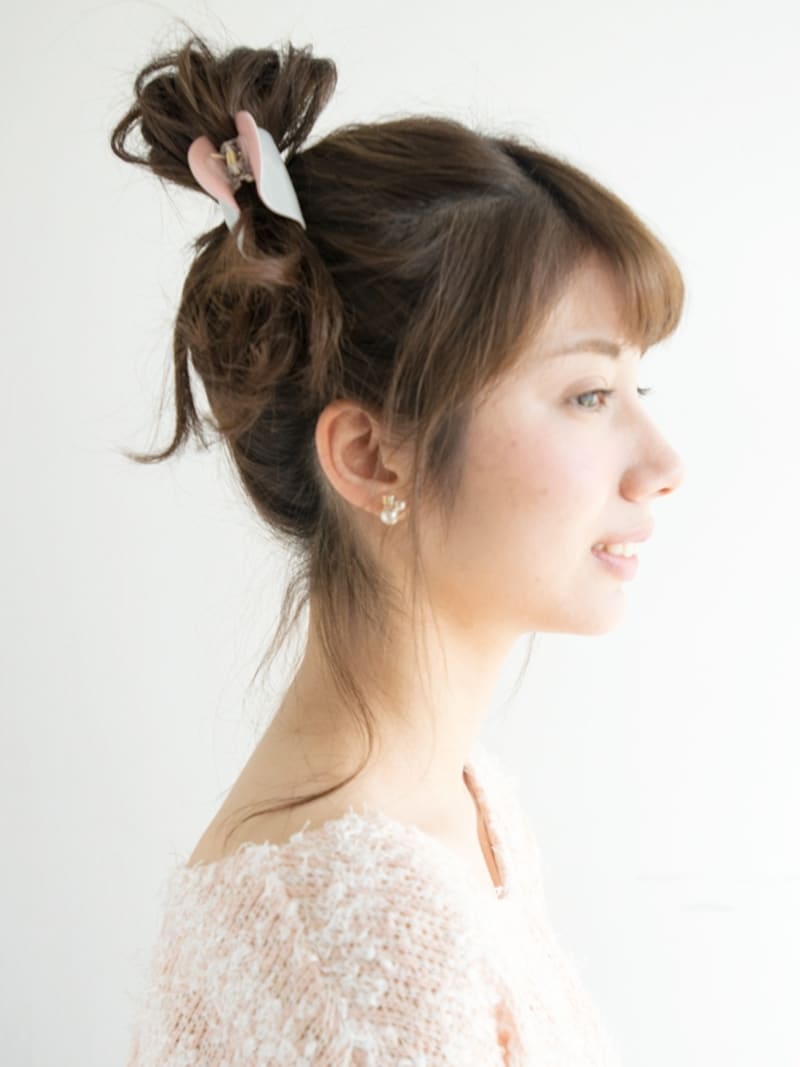 ヘアクリップ1つで簡単!お団子ヘアアレンジのやり方