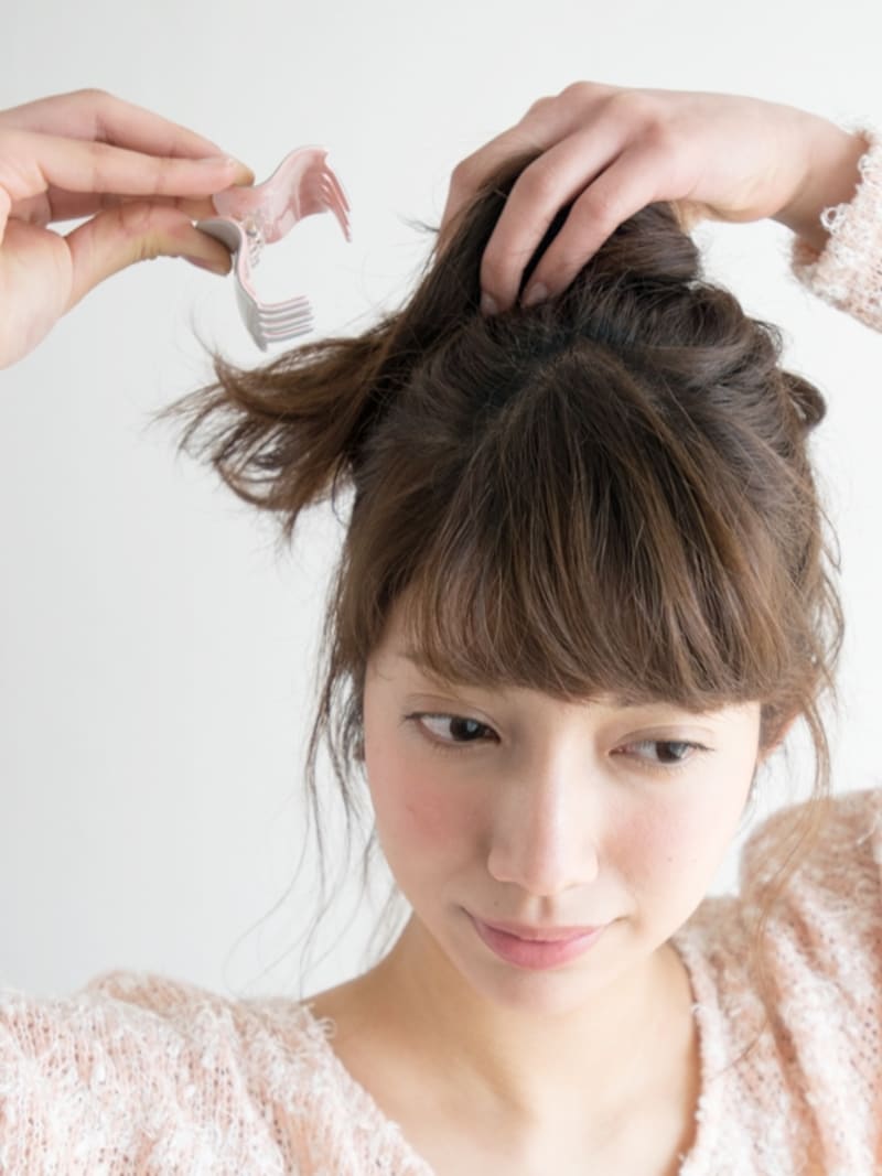 ヘアクリップで挟んでしっかり留める