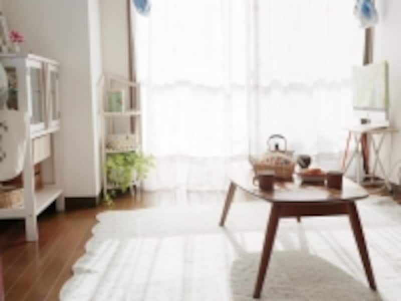 壁紙貼りdiyで大変身 昭和レトロな部屋に暮らす 一人暮らし All About