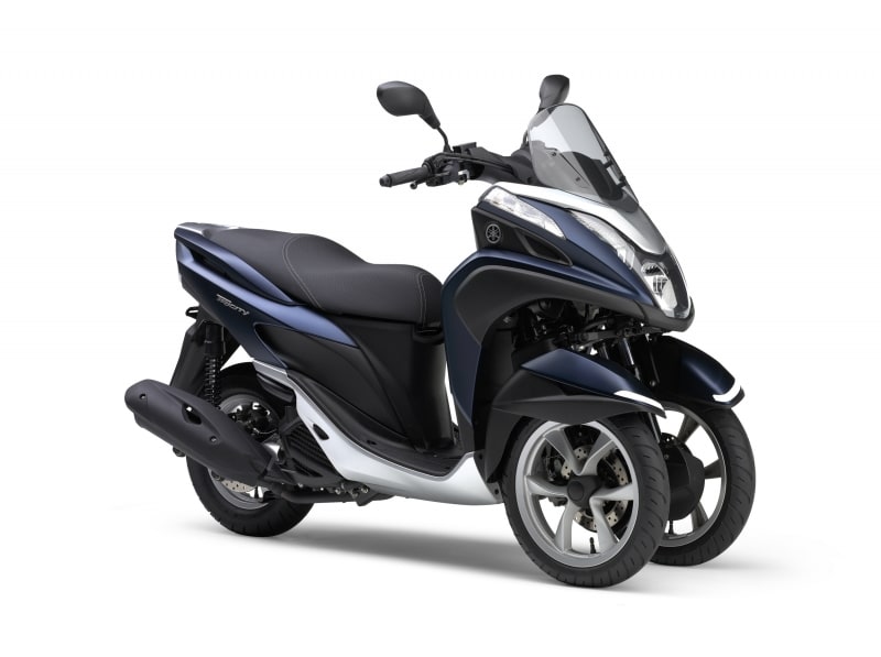 三輪スクーターundefinedトリシティ