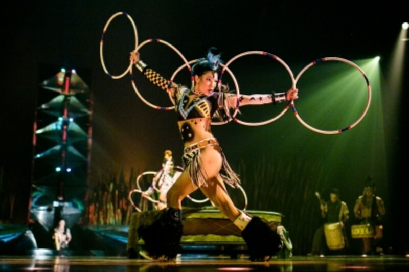 『TOTEM』Photo: OSA Images Costumes: Kym Barrett ? 2010 Cirque du Soleil