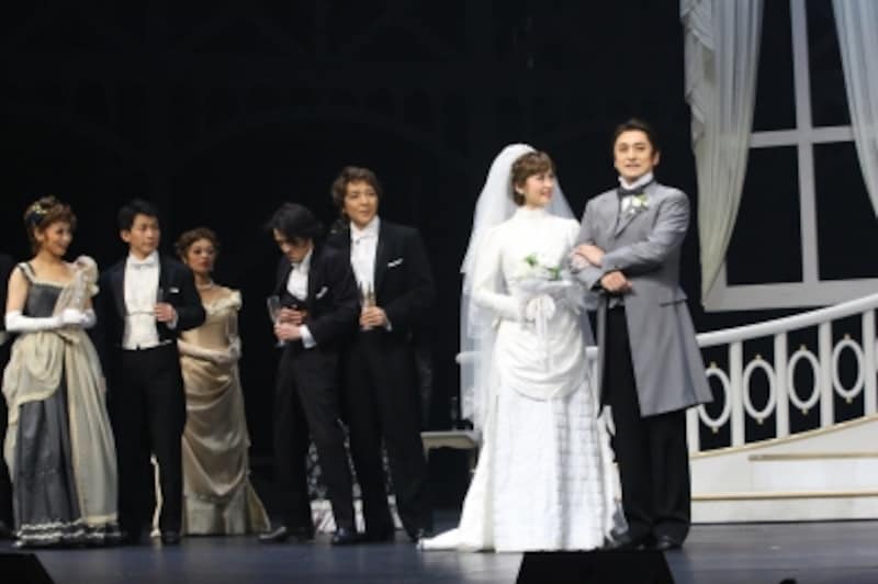 『ジキル＆ハイド』写真提供：東宝演劇部