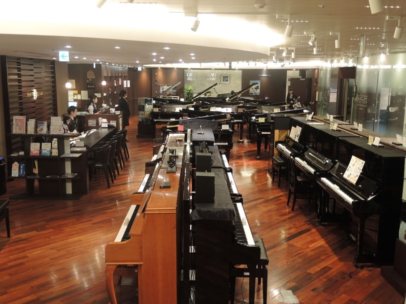 グランドピアノの値段の違い