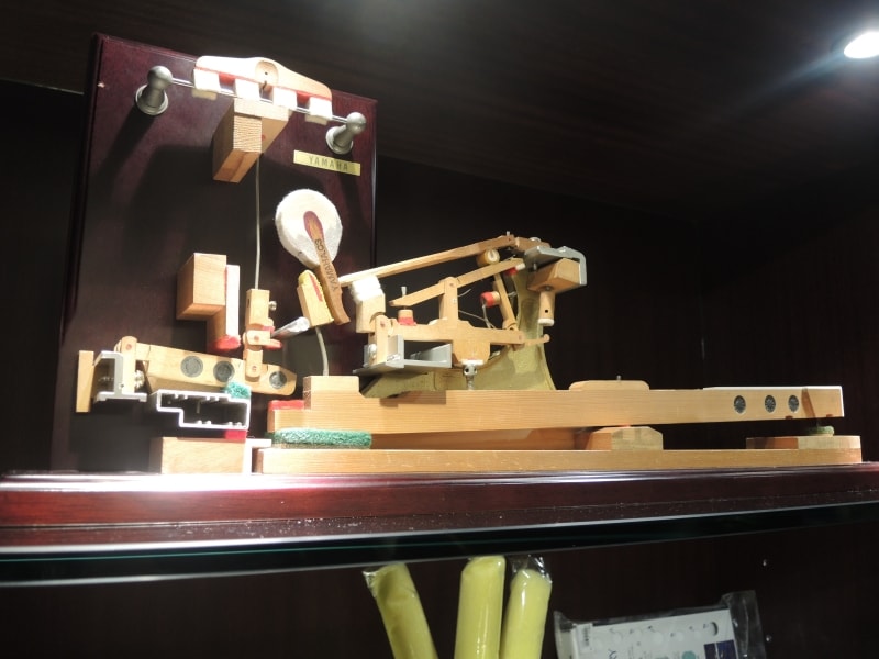 店内にはハンマーの機構を解説するスペースも。
