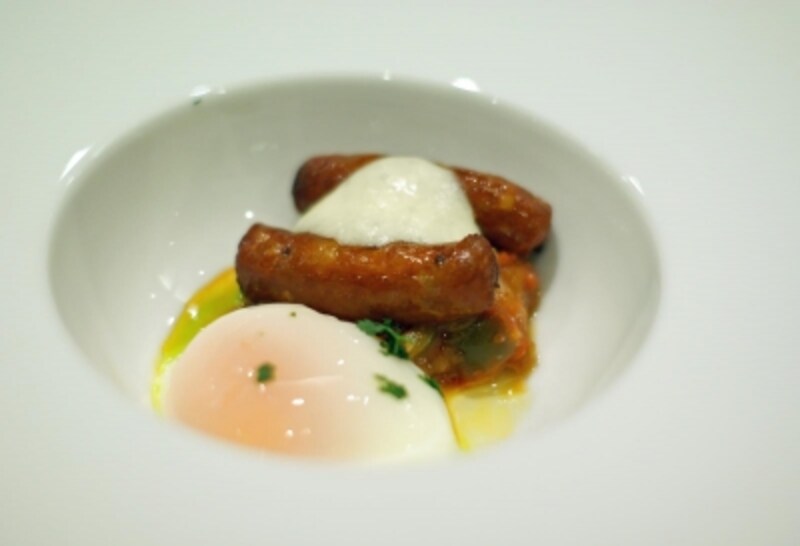 チストラ、温泉卵とピペラーダ