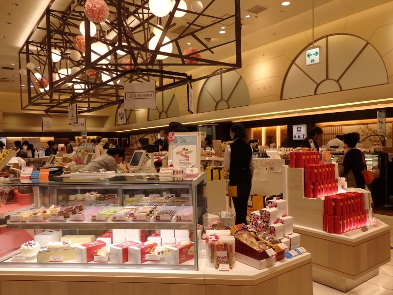 2005年JR駅構内に完成したエキュート大宮