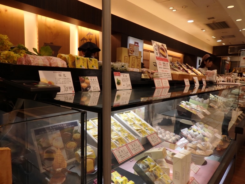 菓匠右門のエキュート大宮内のショップ