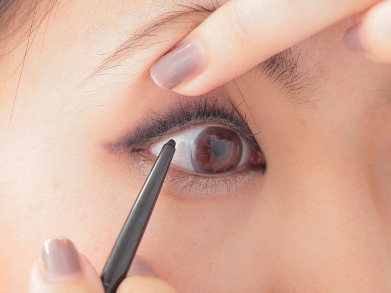 粘膜を埋めるようにインラインを入れる