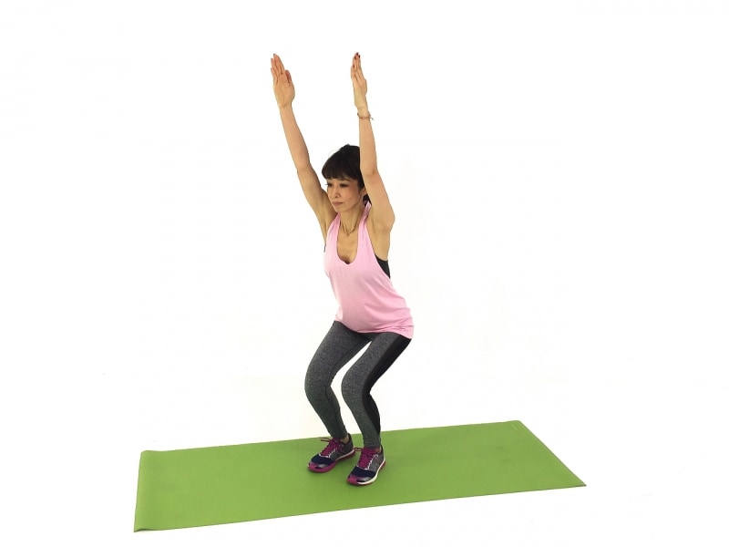 膝がつま先よりも前に出過ぎないように注意して!