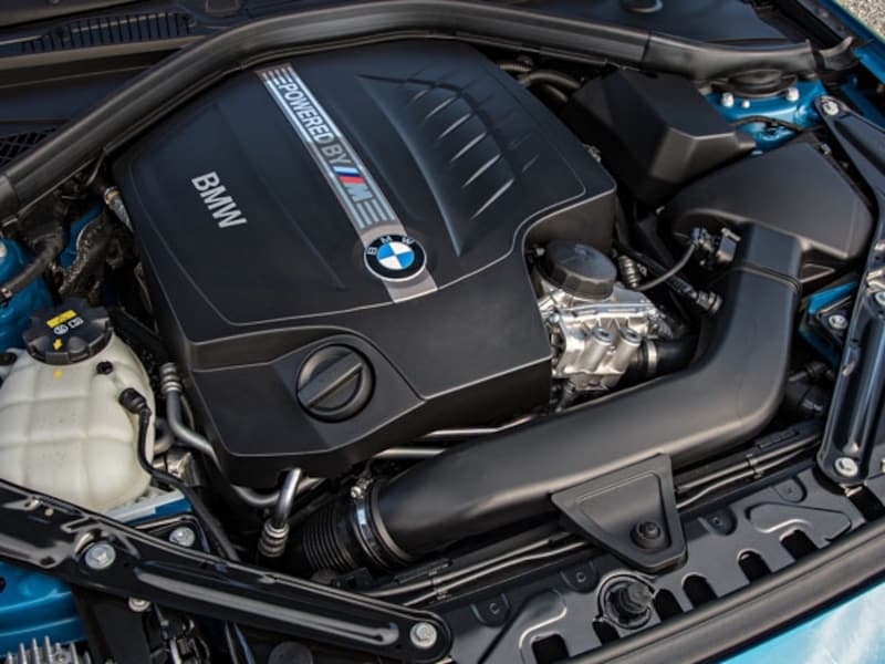BMW M2クーペ